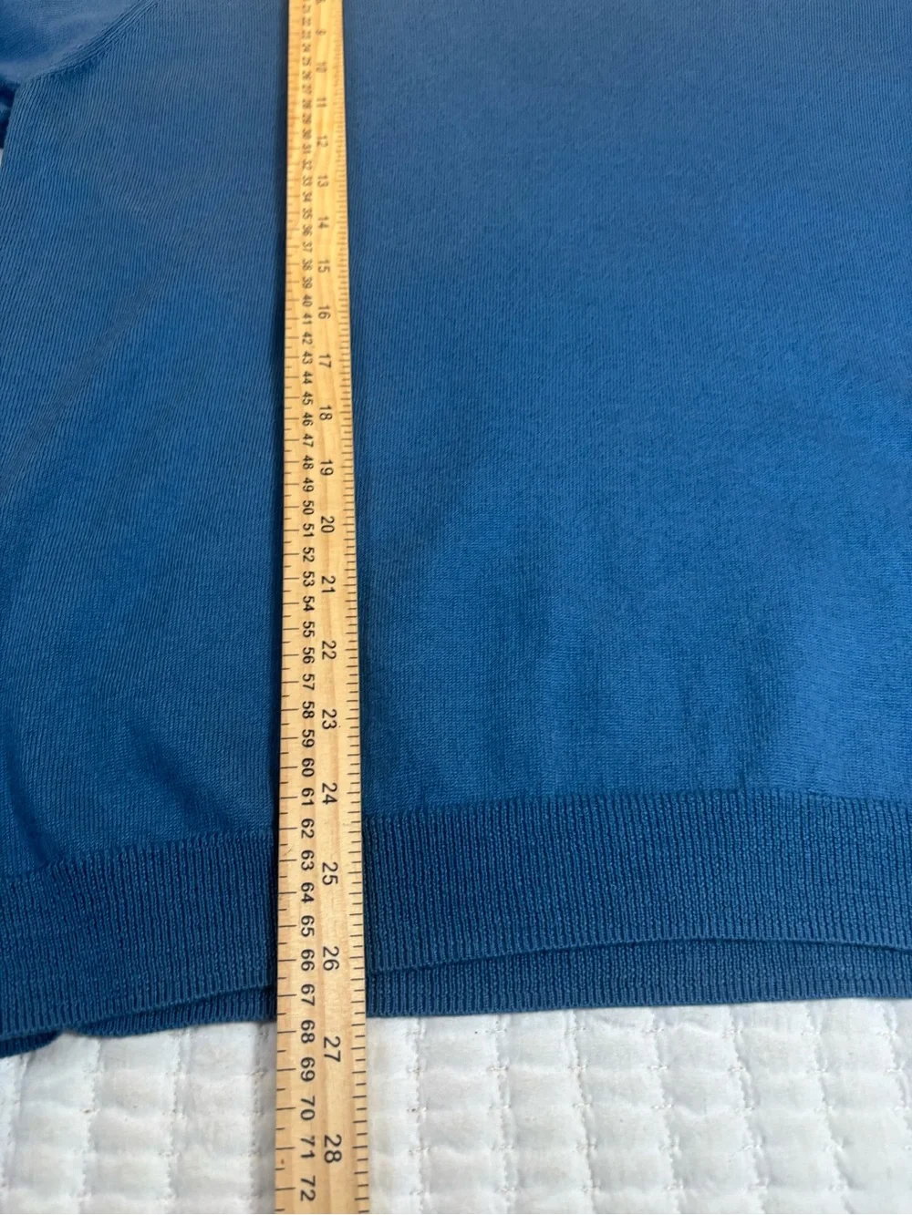 J.Crew Men’s Large Blue V-Neck Wool Cotton Sweater Pullover Lightweight